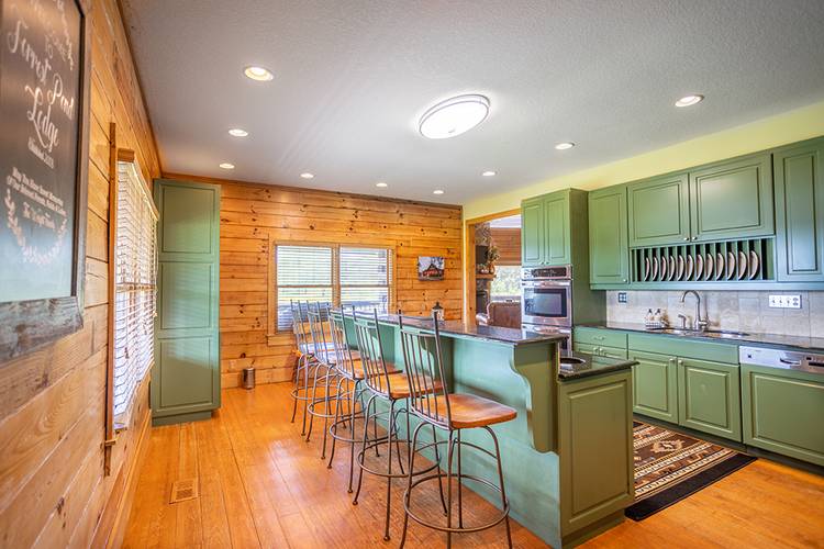 03 kitchen